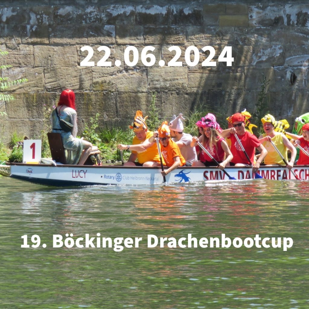 Drachenbootrennen mit verkleideten Teilnehmern auf Fluss beim 19. Böckinger Drachenbootcup am 22.06.2024.