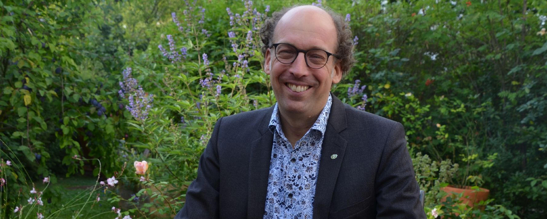 Bild zeigt den Vorstand Pfarrer Friedemann Manz